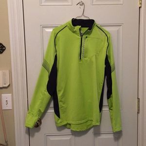 Saucony 1/4 zip for running. Lime green with navy